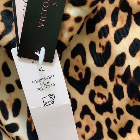 Victoria Secret Leopard Print Bikini Bottoms Size XL and SP - Picture 6 of 10